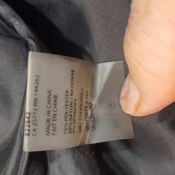 Dex "The Suit Shop" Black Pencil Skirt- Sz. Sm - Picture 9 of 10